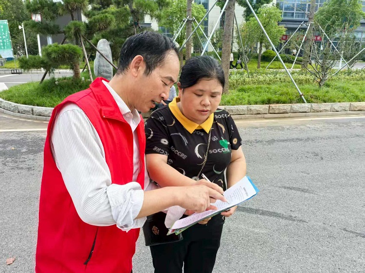 �������ֹ�˾�ڙC늸��_չ���Ɇ�һ�������}���